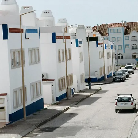 Guest house Donothing House - Baleal