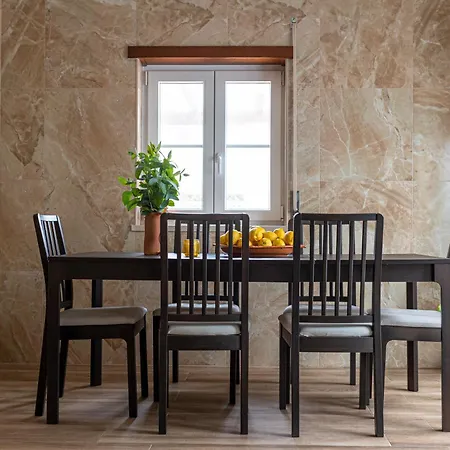 Donothing House - - Baleal Penzion