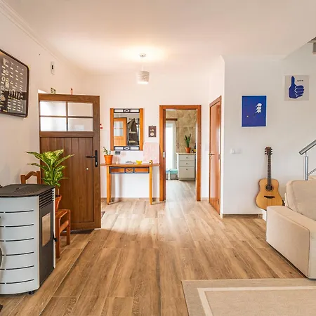 Donothing House - - Baleal Penzion