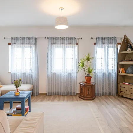 Donothing House - - Baleal Penzion Ferrel (Leiria)