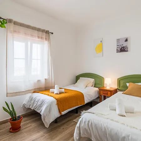 Penzion Donothing House - - Baleal Ferrel (Leiria)