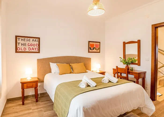 Donothing House - - Baleal Ferrel (Leiria)